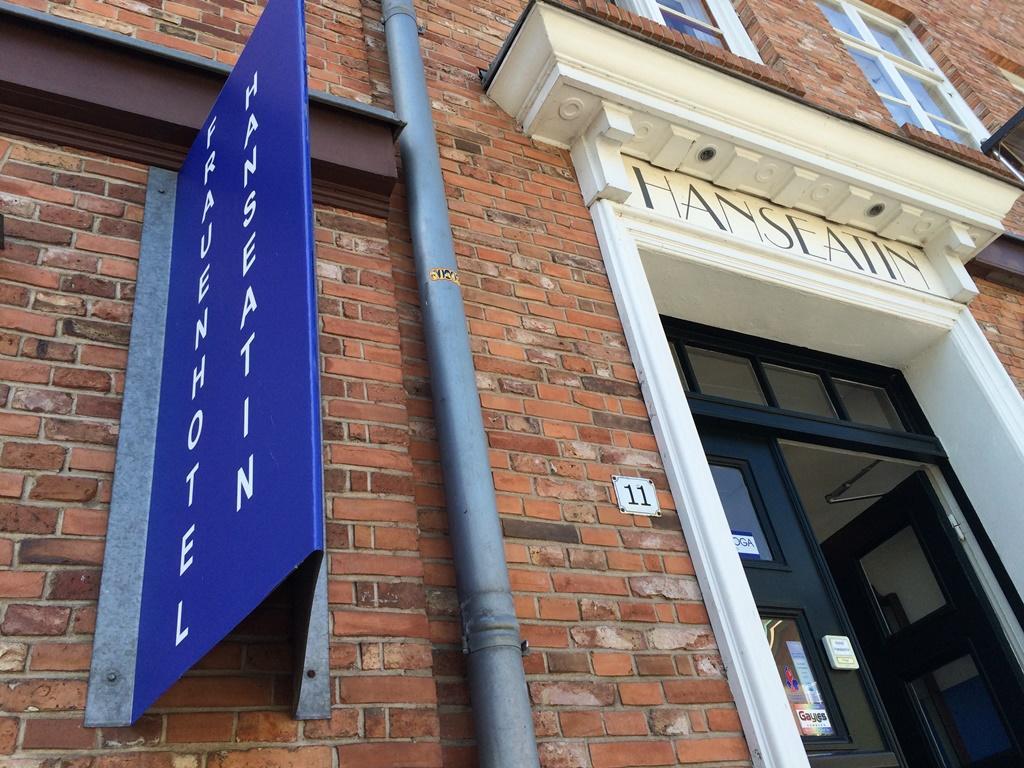 Frauenhotel Hanseatin - Women Only Hamburg Exterior photo